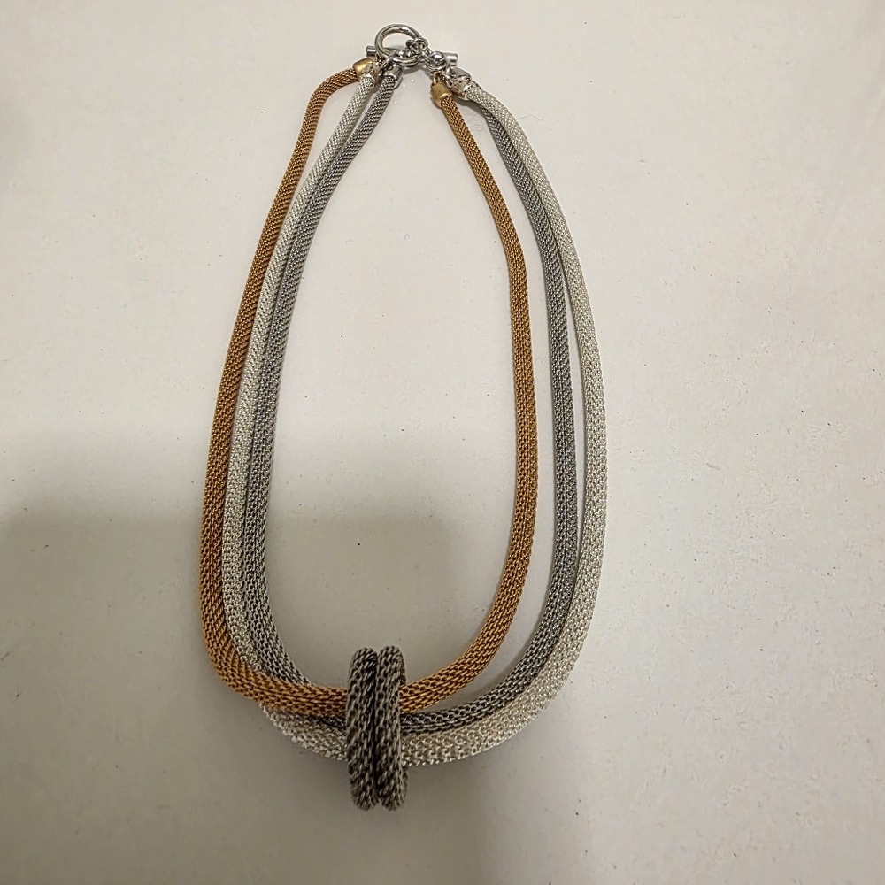 🔥3-Strand Mesh Necklace with Floating Rings - Picture 3 of 11